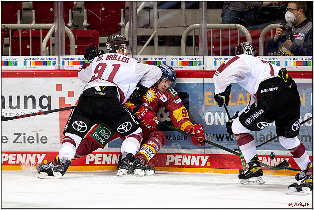 PENNY DEL;  Duesseldorfer EG - Koelner Haie; Duesseldorf, 21.02.2021
